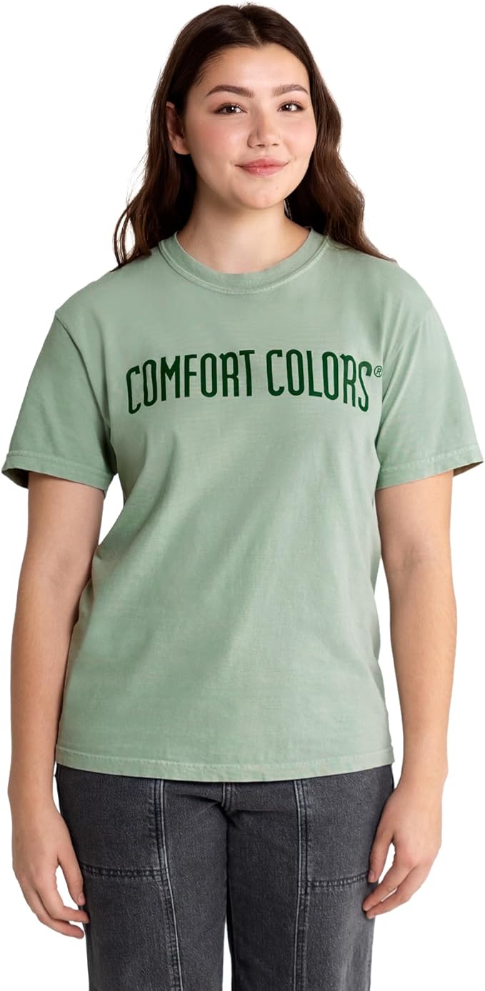 Close-up of Comfort Colors heavyweight shirt sleeve double-needle stitching